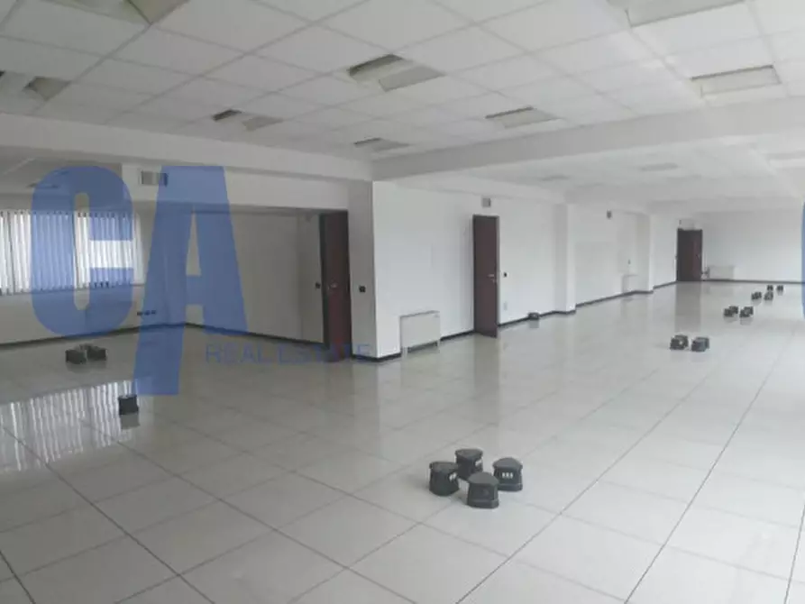 Immagine 8 di Ufficio in affitto  in VIA GROSIO a Milano