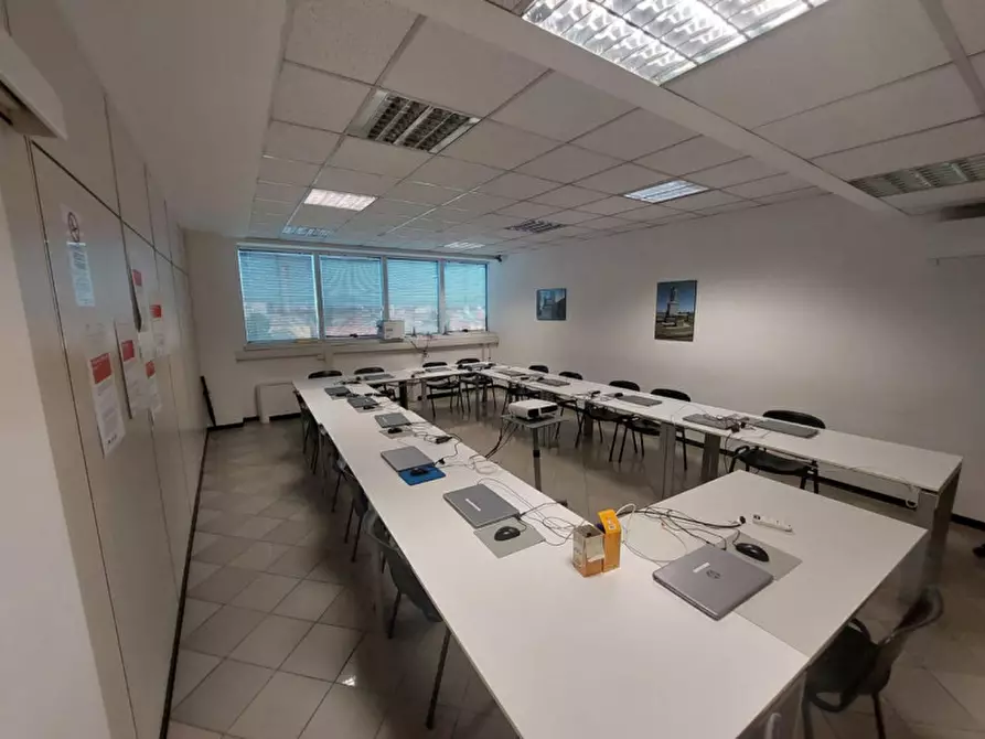 Immagine 2 di Ufficio in vendita  in Via Gaetano Modonesi, 29122 Piacenza PC, Italia a Piacenza