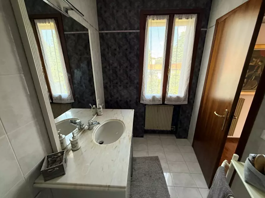 Immagine 8 di Villetta a schiera in vendita  in Strada Casale 129 a Vicenza