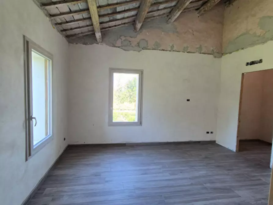 Immagine 19 di Villa in vendita  in via bel bacio 191 a Cesena