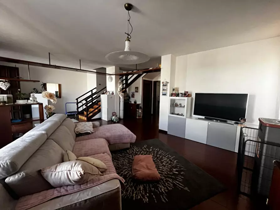 Immagine 5 di Casa bifamiliare in vendita  in Via Alessandro Manzoni a Legnaro