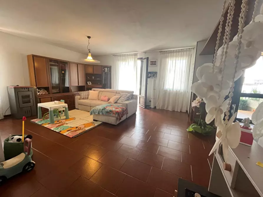 Immagine 2 di Casa bifamiliare in vendita  in Via Alessandro Manzoni a Legnaro