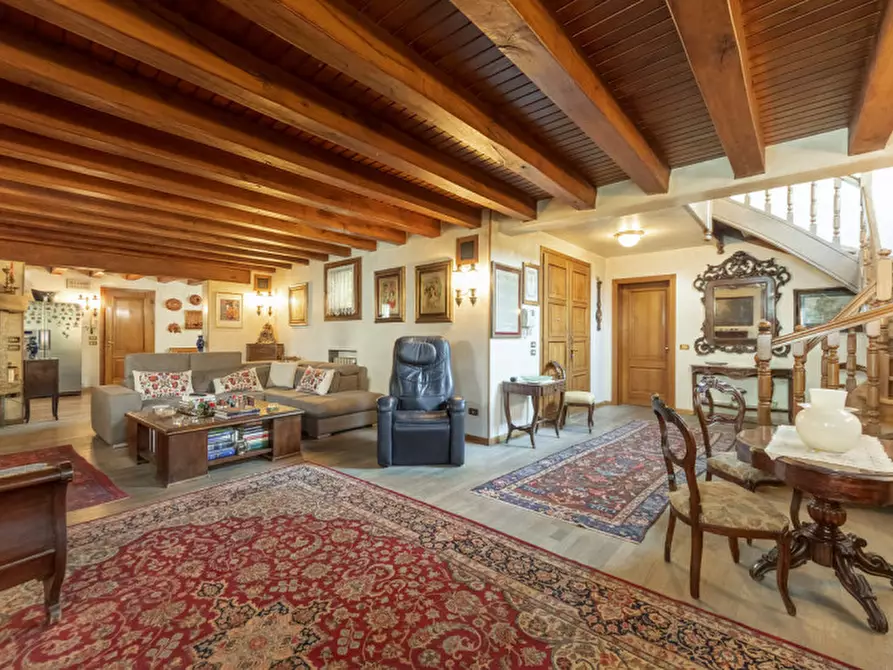 Immagine 8 di Villa in vendita  in Via delle Acquette a Treviso