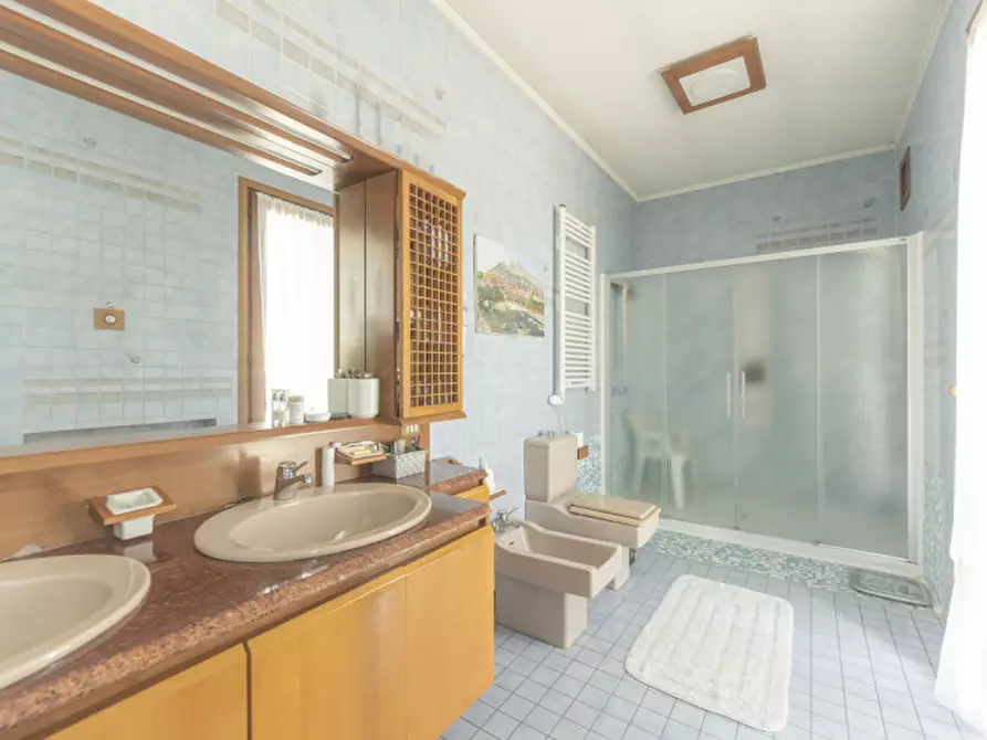 Immagine 13 di Villa in vendita  in Via delle Acquette a Treviso