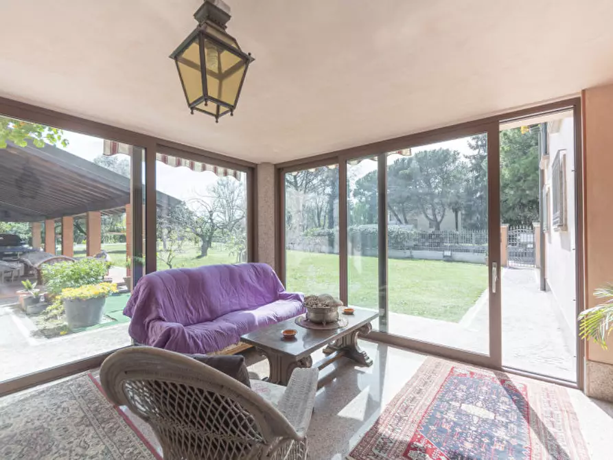 Immagine 17 di Villa in vendita  in Via delle Acquette a Treviso