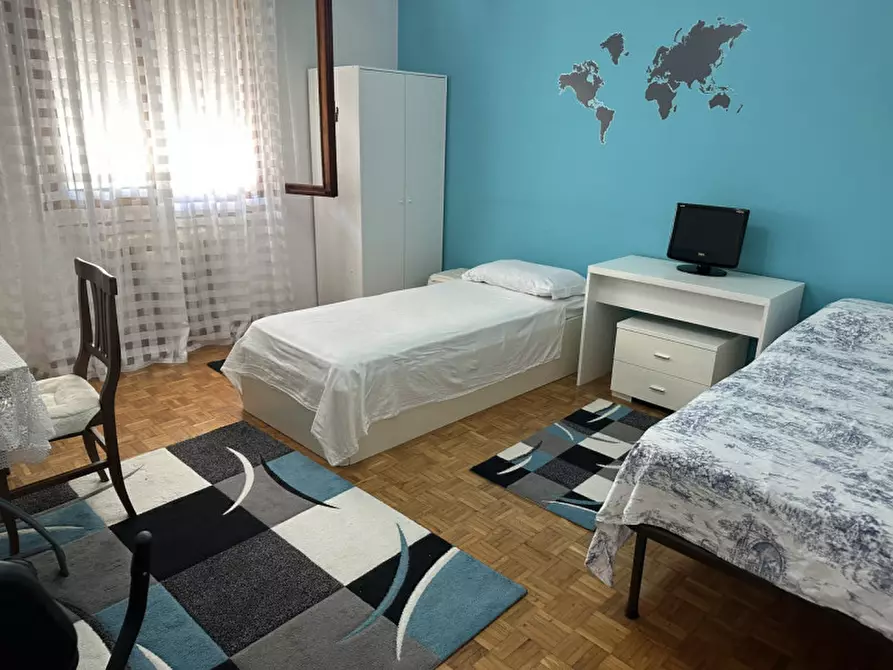 Immagine 38 di Appartamento in vendita  in via Tonzig 7 a Padova