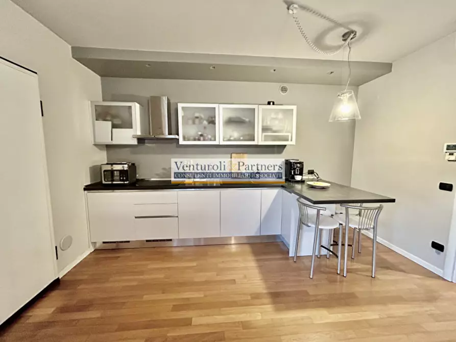 Immagine 4 di Appartamento in vendita  in via Guglielmo Marconi a Padenghe Sul Garda