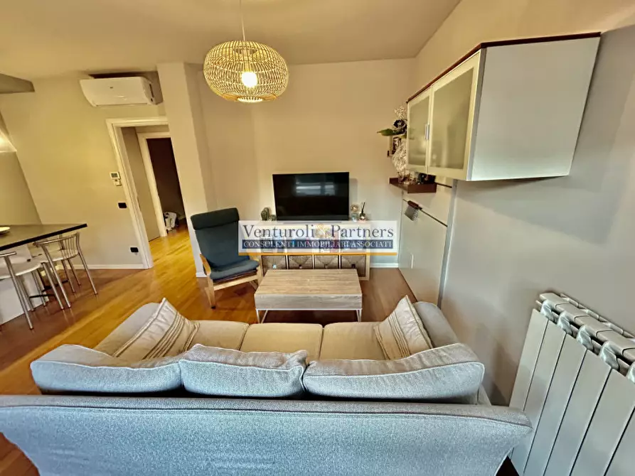 Immagine 5 di Appartamento in vendita  in via Guglielmo Marconi a Padenghe Sul Garda