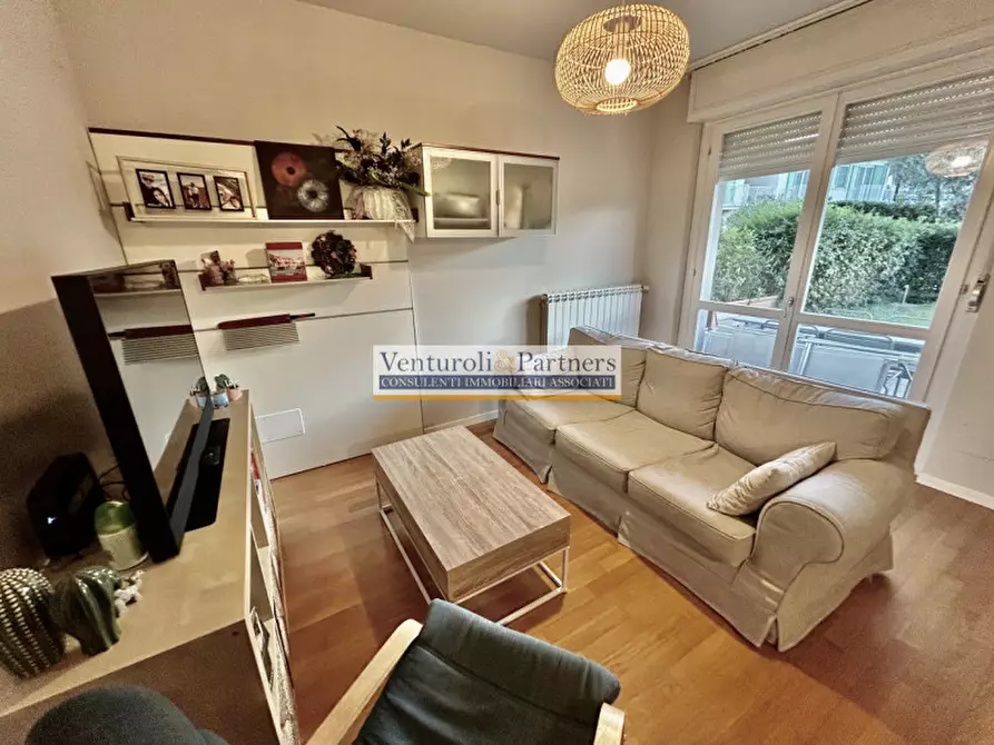 Immagine 15 di Appartamento in vendita  in via Guglielmo Marconi a Padenghe Sul Garda