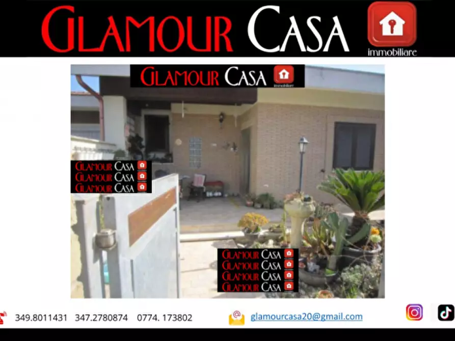 Immagine 2 di Villa in vendita  in Via Saturno a Anzio