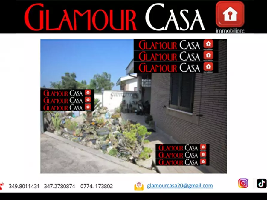 Immagine 3 di Villa in vendita  in Via Saturno a Anzio