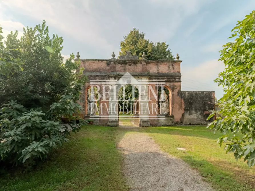 Immagine 18 di Villa in vendita  in Via Togarello a Montecchio Precalcino