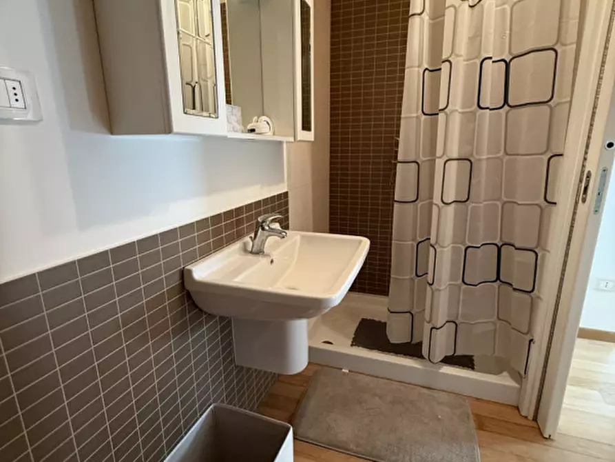 Immagine 13 di Appartamento in vendita  in Via Felice Cavallotti a Senigallia