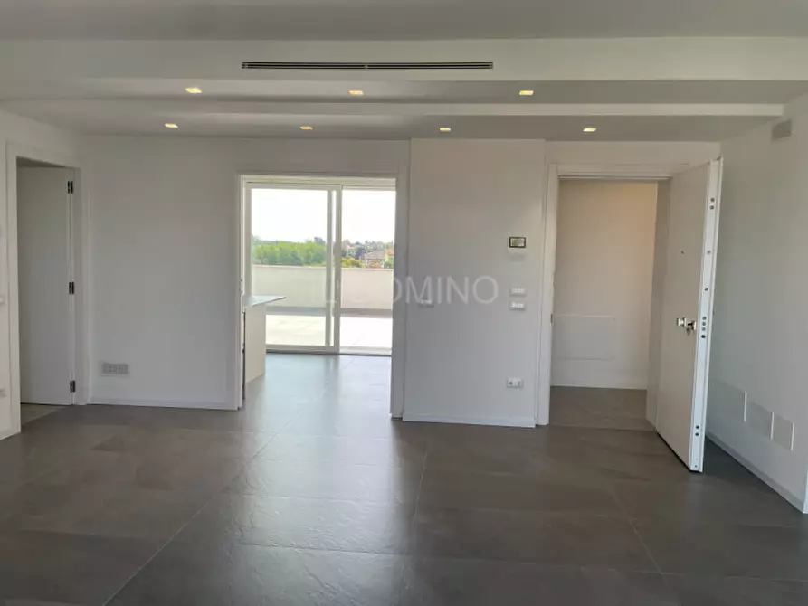 Immagine 1 di Appartamento in vendita  in Via Giulio Cesare a Montegrotto Terme