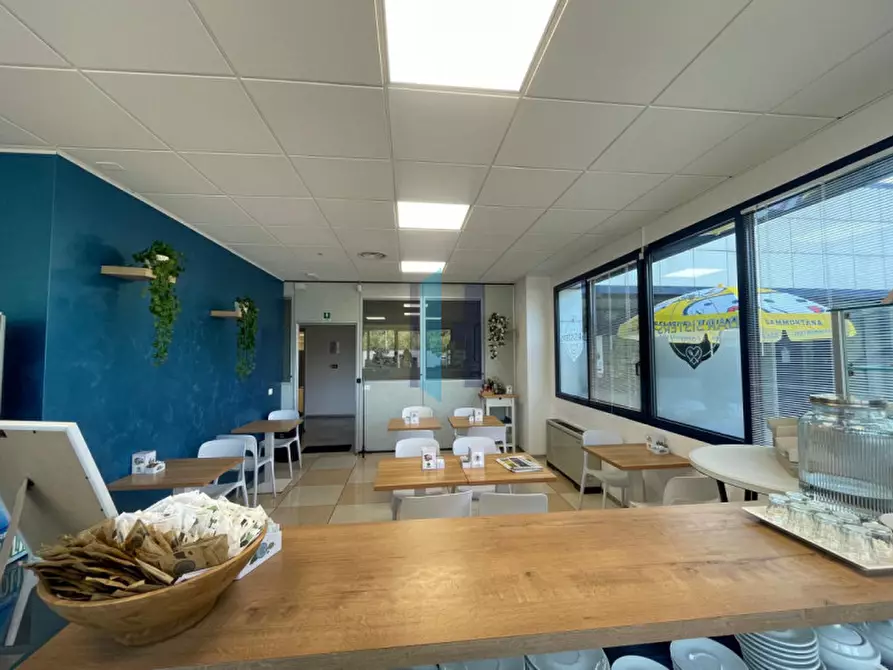 Immagine 4 di Attività commerciale in vendita  in Via Enzo Ferrari 4 a Brescia