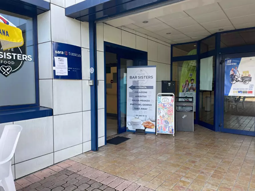 Immagine 33 di Attività commerciale in vendita  in Via Enzo Ferrari 4 a Brescia