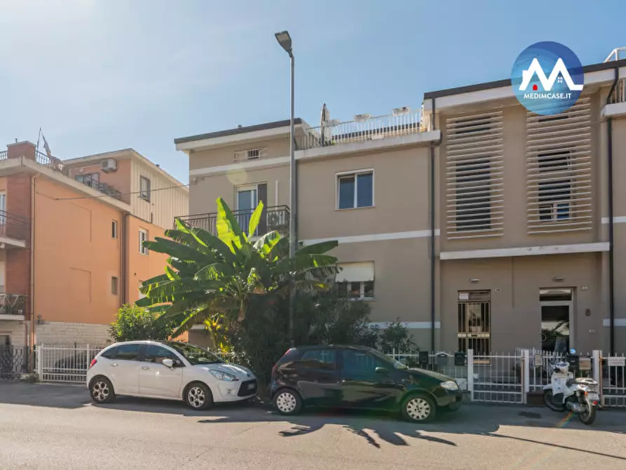 Immagine 2 di Appartamento in vendita  in Via Giovanni Ondedei a Pesaro