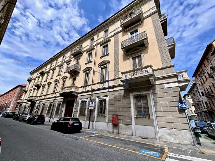 Immagine 35 di Appartamento in vendita  in Via Ottavio Revel 17 a Torino