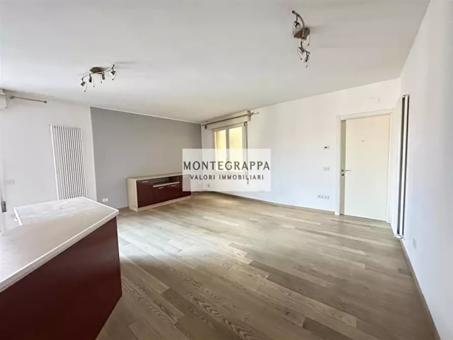 Immagine 6 di Appartamento in vendita  in Via Vittorio Veneto a Castelfranco Veneto