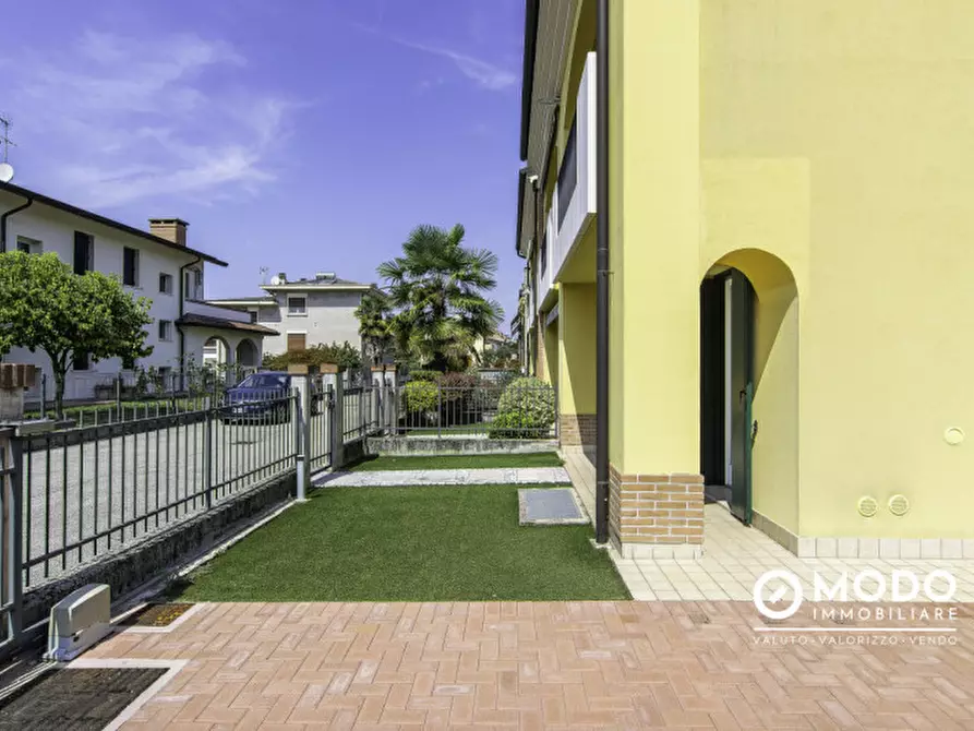 Immagine 11 di Villetta a schiera in vendita  in via Monte San Michele 31 a Quinto Vicentino