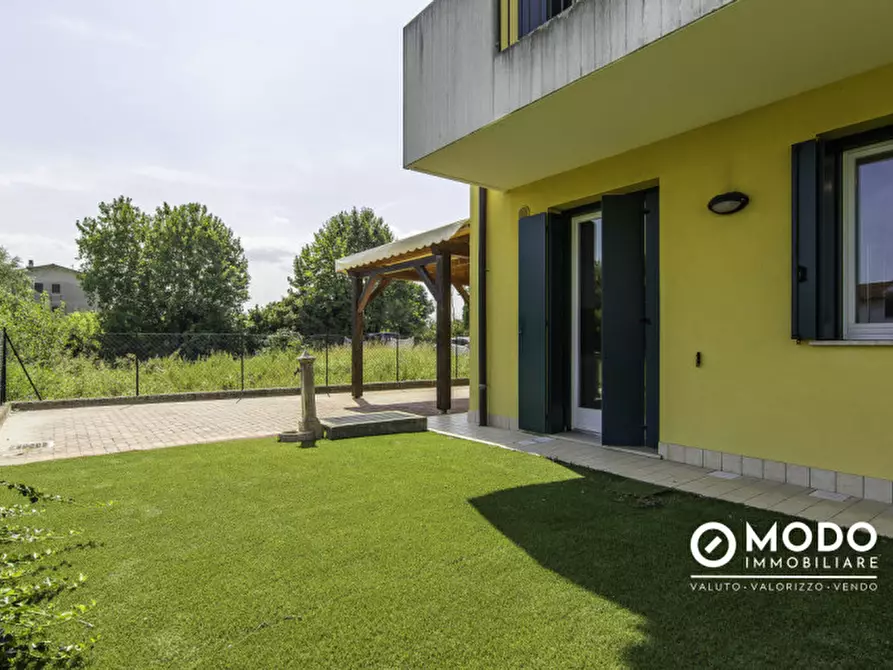 Immagine 16 di Villetta a schiera in vendita  in via Monte San Michele 31 a Quinto Vicentino