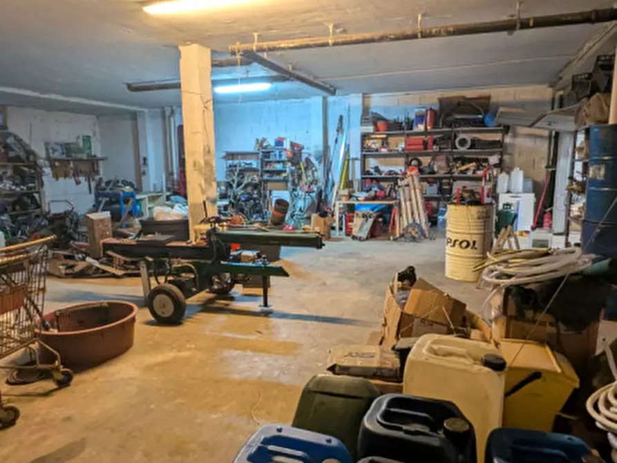 Immagine 1 di Magazzino in vendita  in VIA DELLA STAMPA n. SNC Piano S1 a Olbia