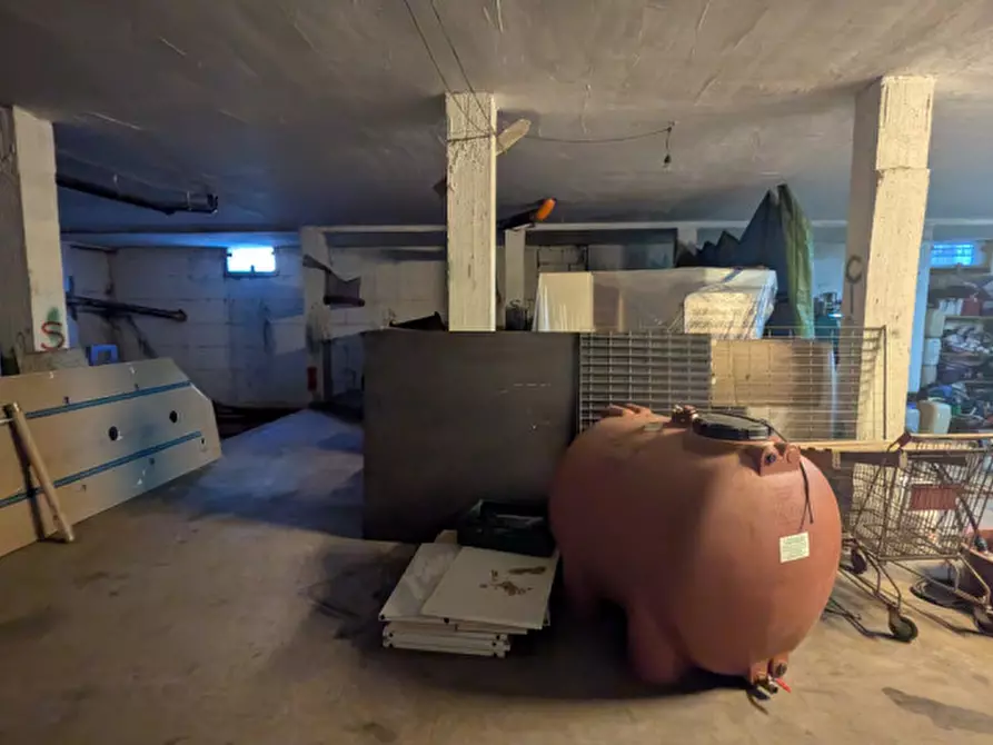 Immagine 4 di Magazzino in vendita  in VIA DELLA STAMPA n. SNC Piano S1 a Olbia