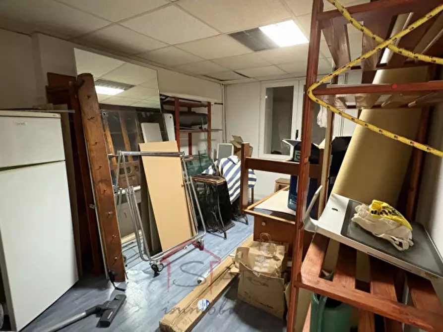 Immagine 8 di Negozio in vendita  in piazza garibaldi 8 a Padova