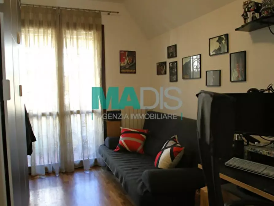 Immagine 19 di Appartamento in vendita  a Prato