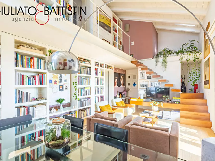 Immagine 1 di Appartamento in vendita  in Viale degli Alpini a Dueville