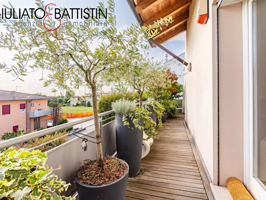 Immagine 10 di Appartamento in vendita  in Viale degli Alpini a Dueville