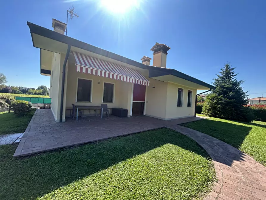 Immagine 2 di Casa indipendente in vendita  in Via Giuseppe Martignon a Mestrino