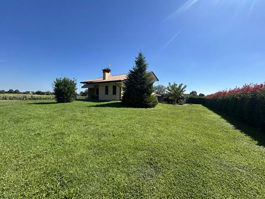 Immagine 3 di Casa indipendente in vendita  in Via Giuseppe Martignon a Mestrino