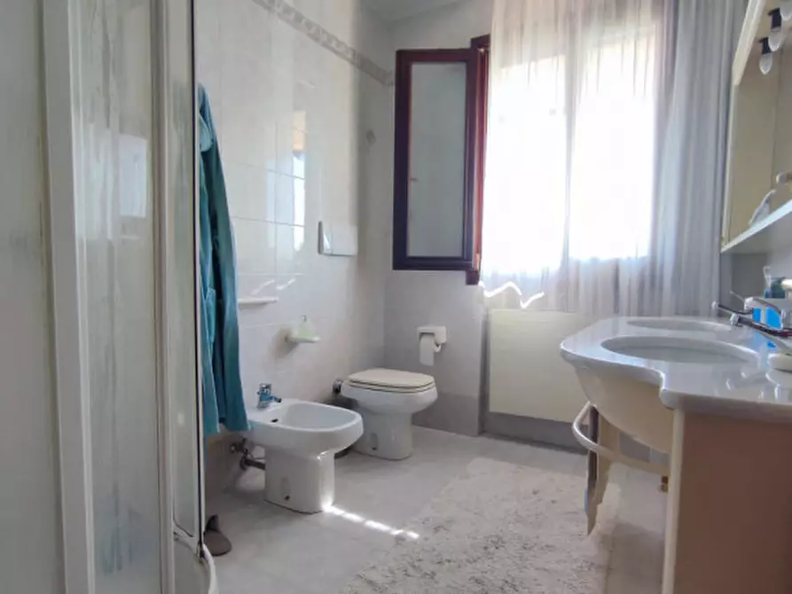 Immagine 13 di Casa bifamiliare in vendita  a Campo San Martino