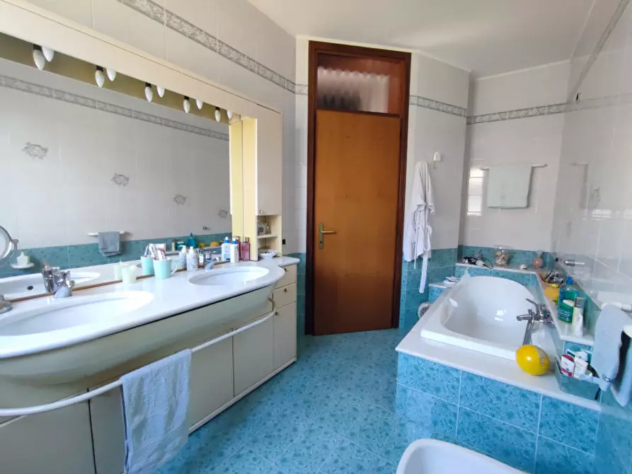 Immagine 15 di Casa bifamiliare in vendita  a Campo San Martino