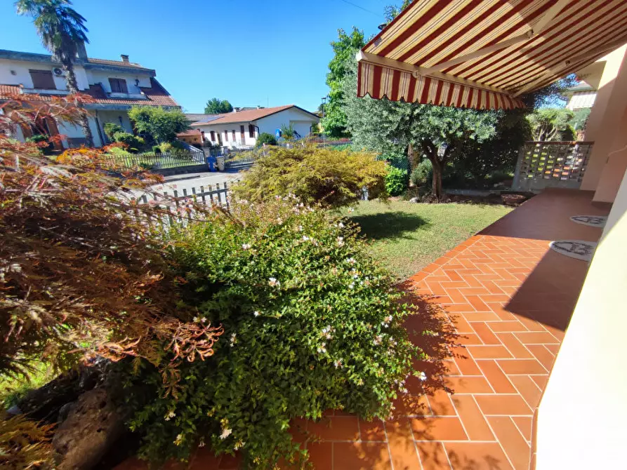 Immagine 19 di Casa bifamiliare in vendita  a Campo San Martino