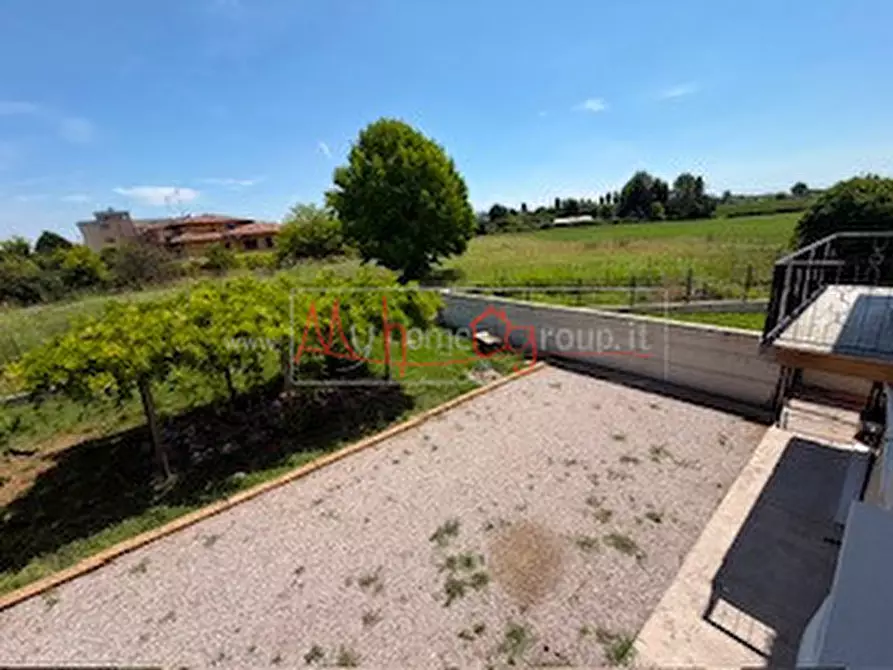 Immagine 8 di Villa in vendita  in Via Euganea a Selvazzano Dentro