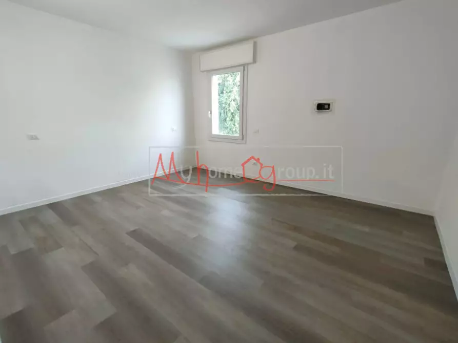 Immagine 11 di Villa in vendita  in Via Euganea a Selvazzano Dentro