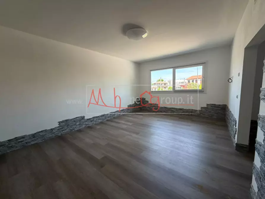 Immagine 16 di Villa in vendita  in Via Euganea a Selvazzano Dentro