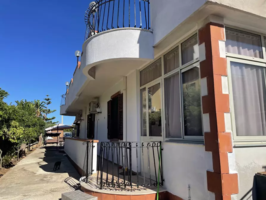 Immagine 20 di Casa bifamiliare in vendita  in Via Carmelo Iannì 33 a Carini