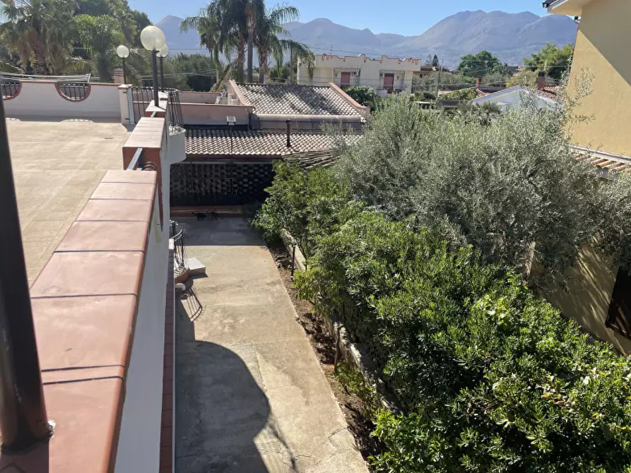 Immagine 28 di Casa bifamiliare in vendita  in Via Carmelo Iannì 33 a Carini