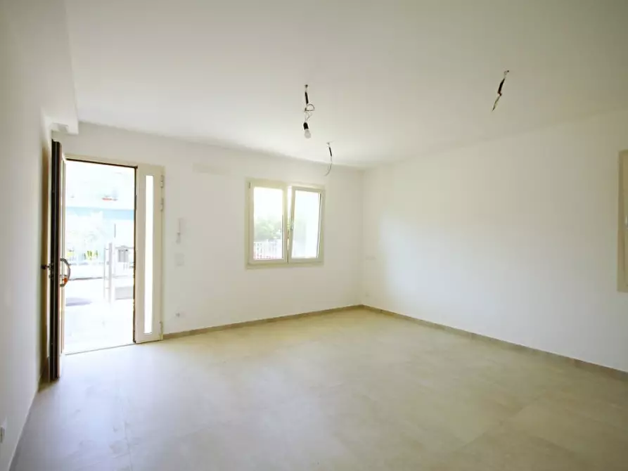 Immagine 4 di Appartamento in vendita  in viale Termoli a Riccione