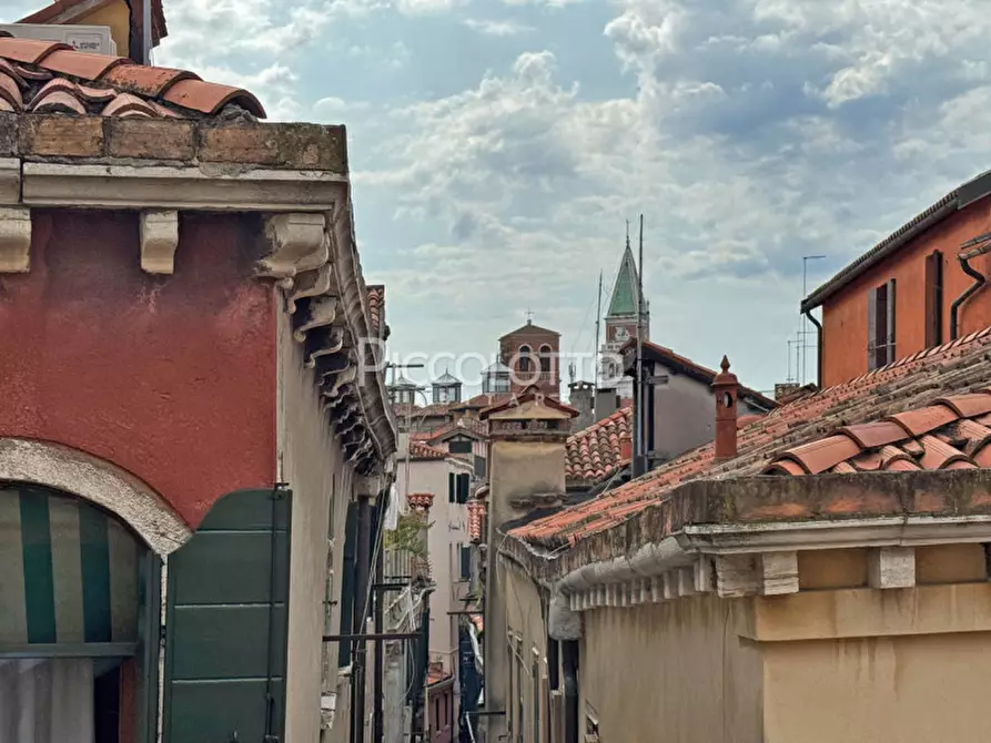 Immagine 3 di Appartamento in vendita  in Ruga Vecchia San Giovanni a Venezia