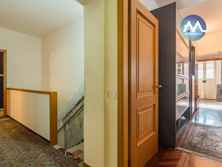 Immagine 12 di Casa bifamiliare in vendita  in Viale Antonio Cecchi a Pesaro