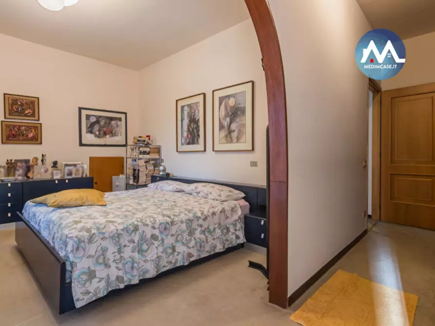 Immagine 15 di Casa bifamiliare in vendita  in Viale Antonio Cecchi a Pesaro