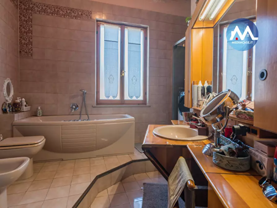 Immagine 17 di Casa bifamiliare in vendita  in Viale Antonio Cecchi a Pesaro