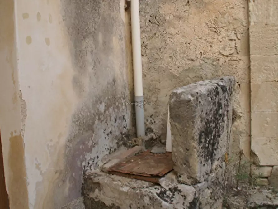 Immagine 6 di Casa indipendente in vendita  a Modica