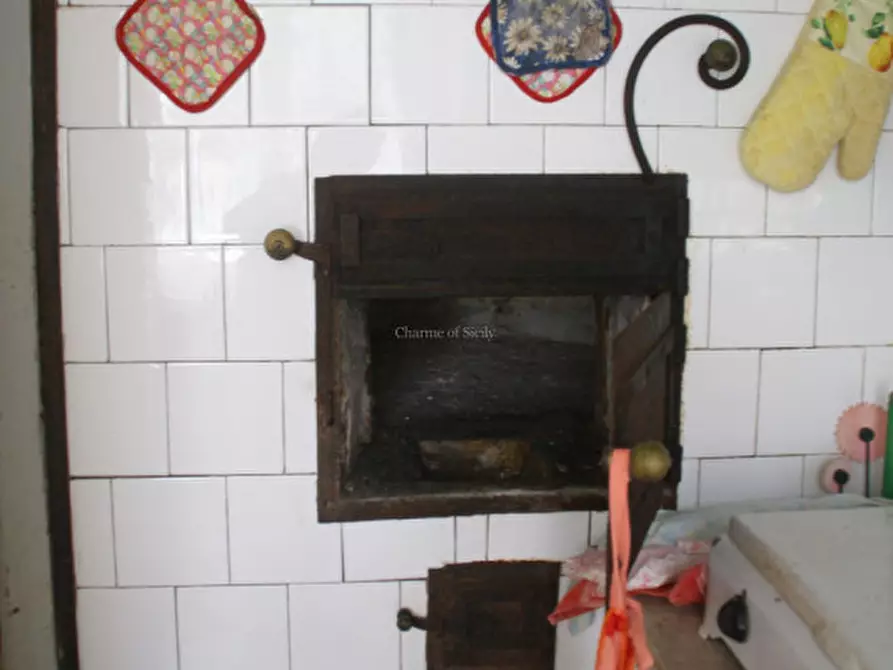 Immagine 21 di Casa indipendente in vendita  a Modica