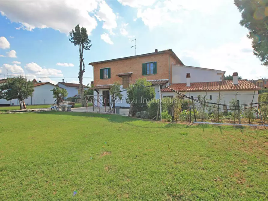 Immagine 2 di Casa indipendente in vendita  in Via Spagna a Torrita Di Siena