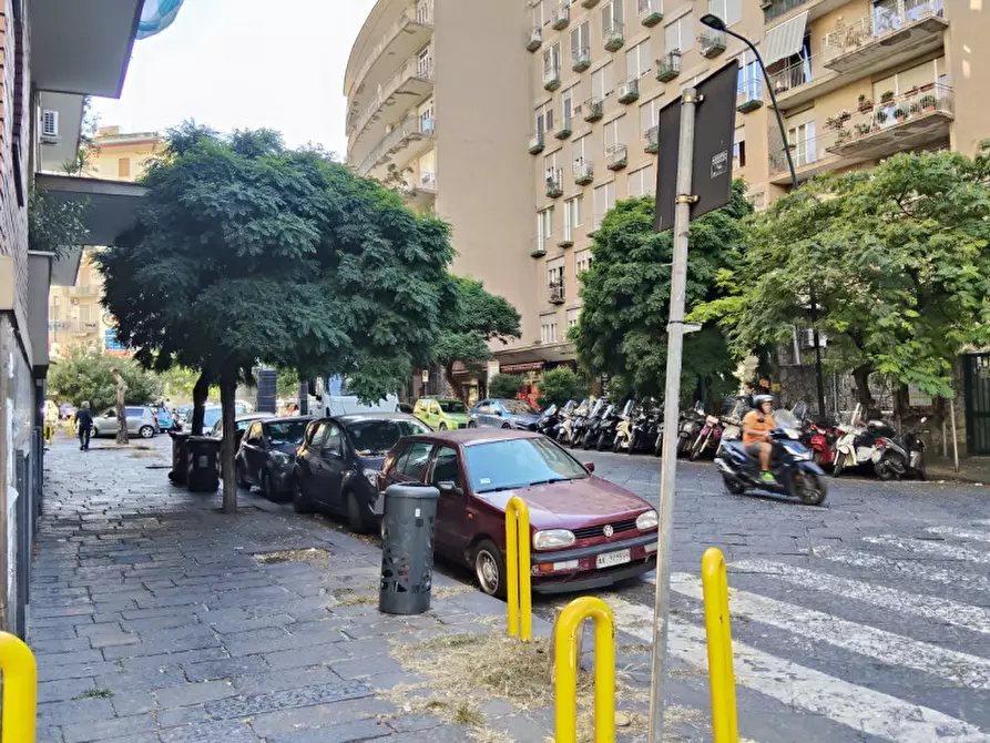 Immagine 4 di Appartamento in vendita  in VIALE RAFFAELLO a Napoli